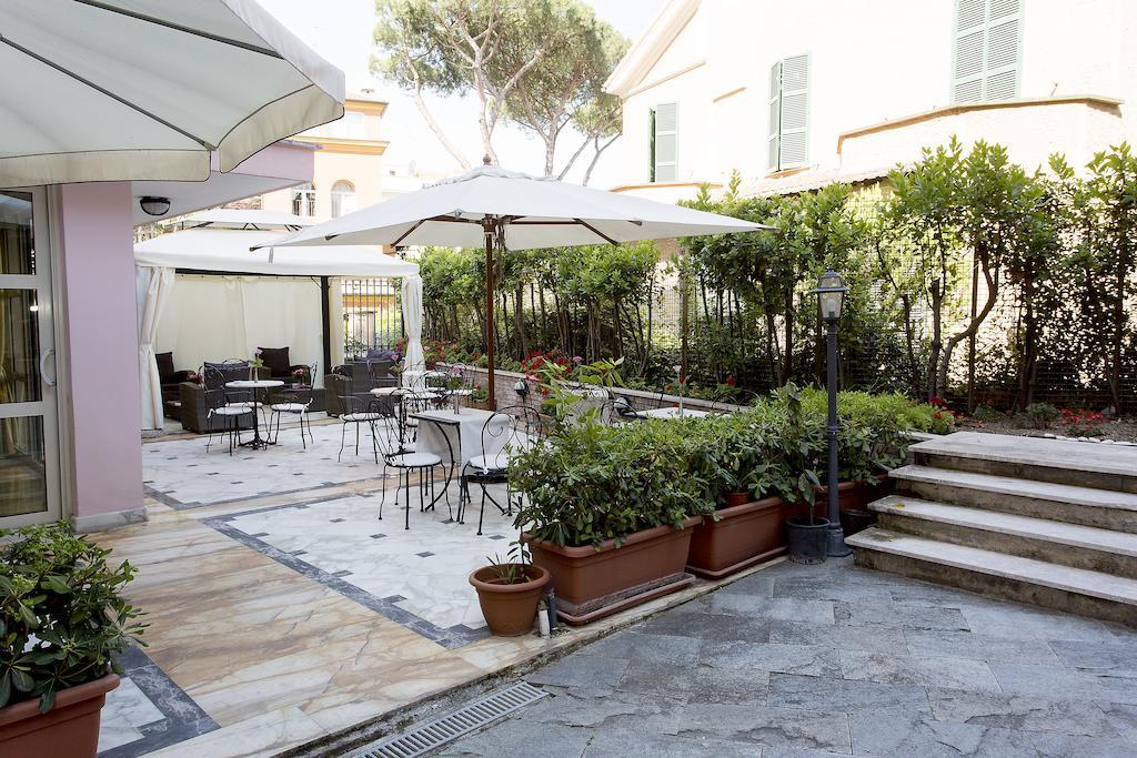 Sunrise Hotel Rome Exterior photo