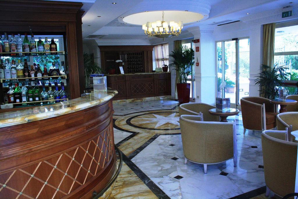 Sunrise Hotel Rome Exterior photo